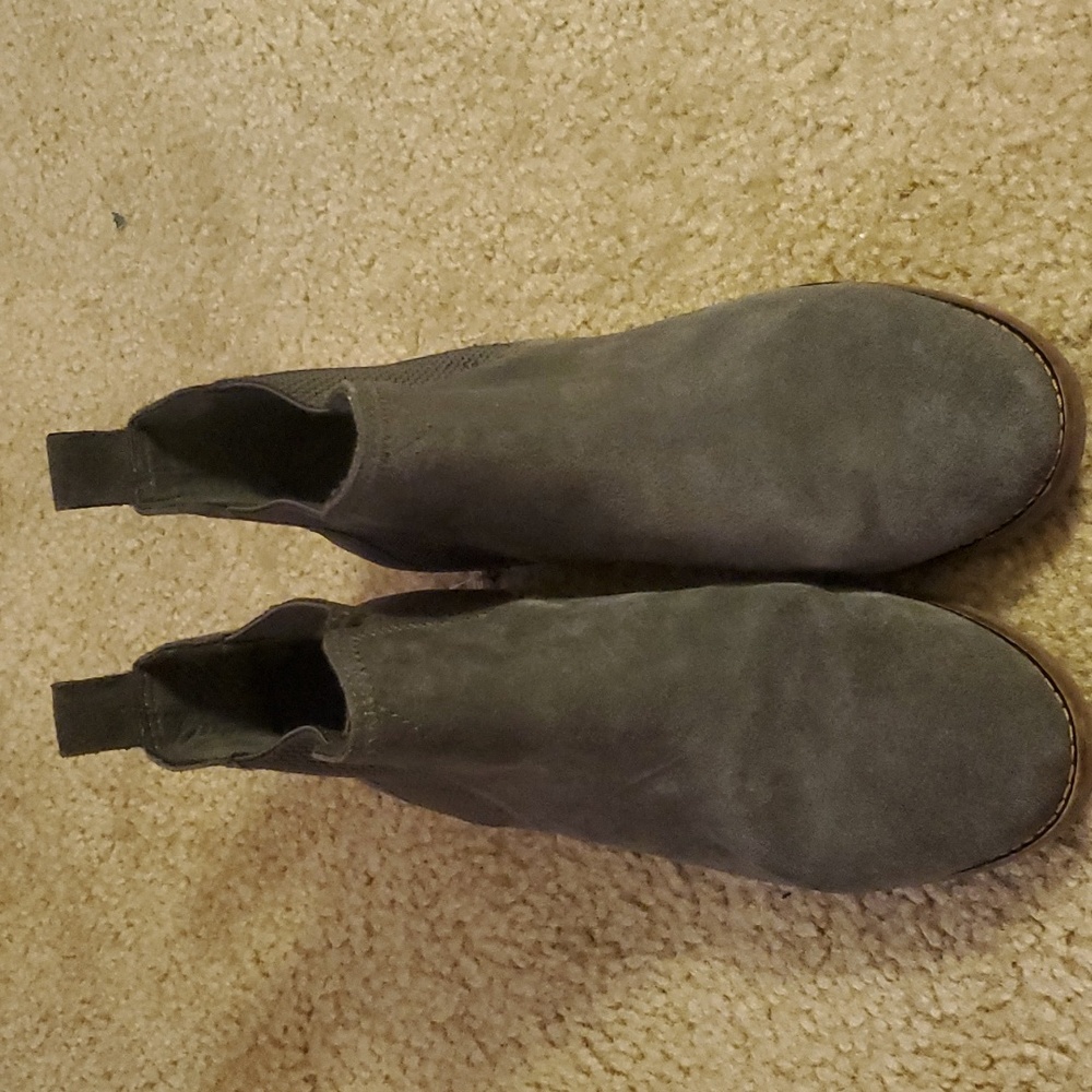 TOMS Ella Chelsea Boot